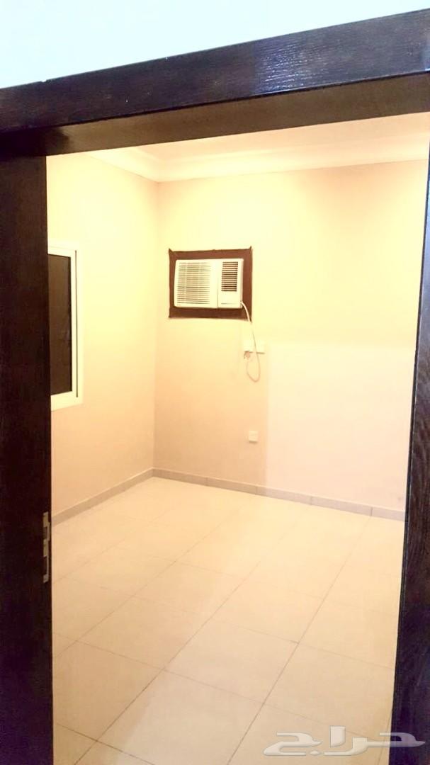 شقق عزاب فاخرة ومكيفة-حي الضباب