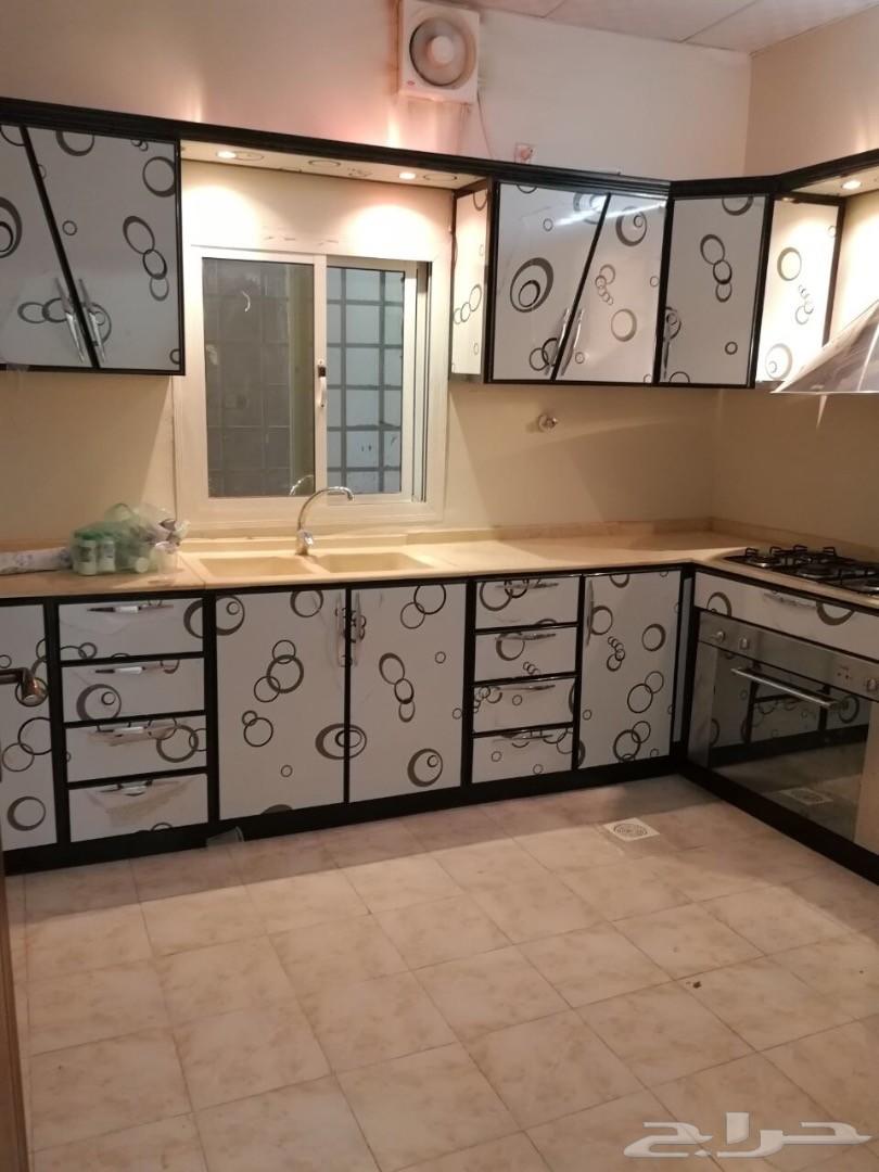 استراحة بالحرزات الشماليه كبيره وجميله مسبحين
