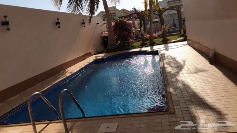 فيلا في مدينه البحيرات للأيجار على البحر