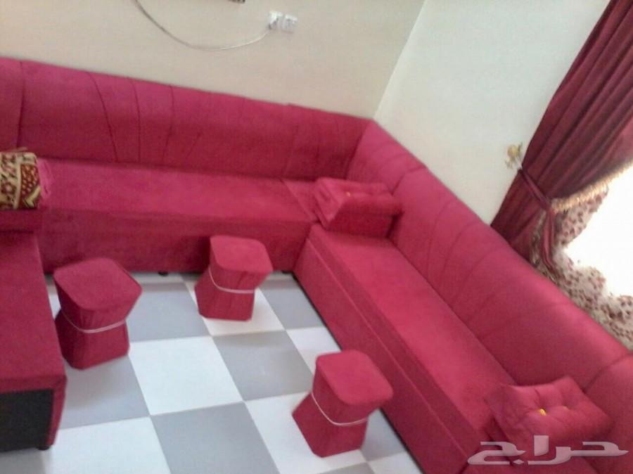 استراحة بالحرزات الشماليه كبيره وجميله مسبحين