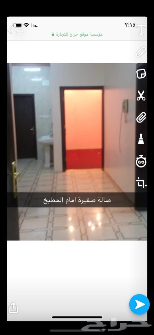 شقة عوائل الدور الثالث