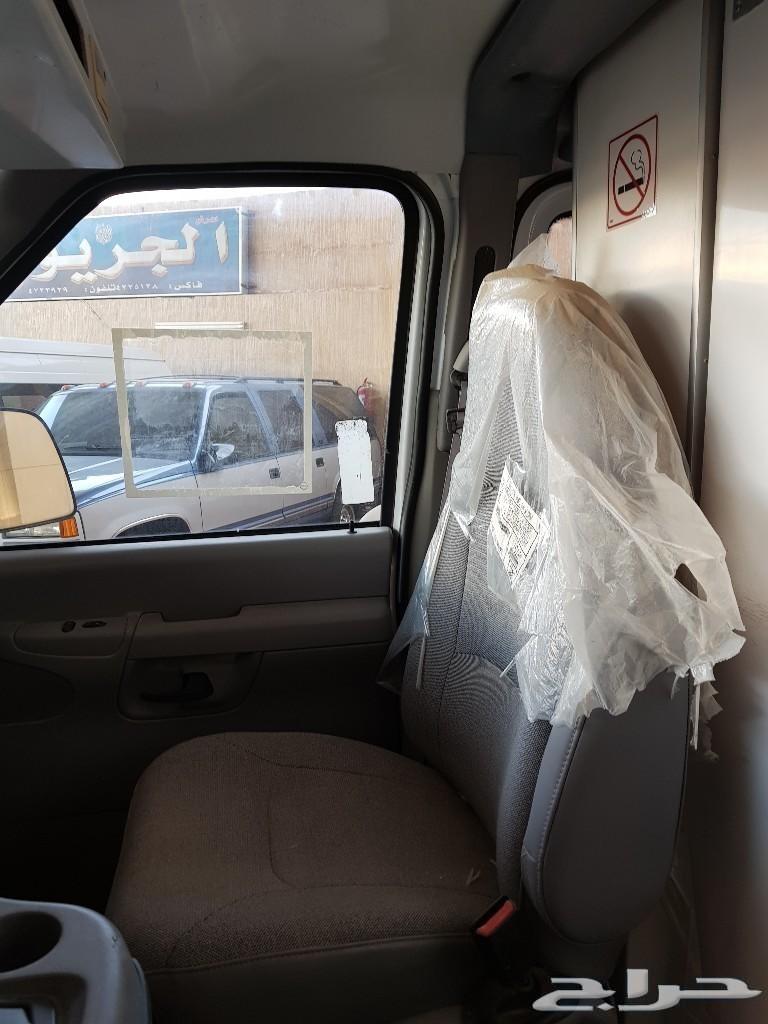 للبيع فورد فان أو إسعاف E350