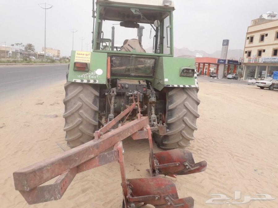 ثلاث حراثات فنت للعمل بنظام اساعات