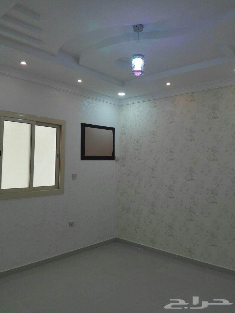 شقق وملاحق للبيع