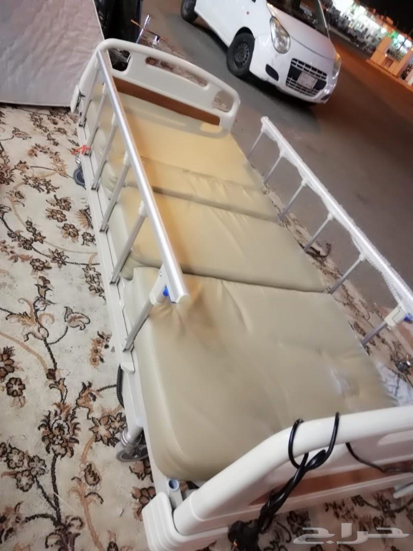 سرير طبي كهربائي 4حركات