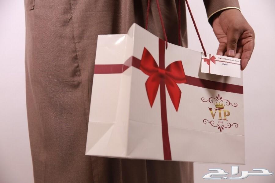 وردة طبيعية مطلية فضة وذهب لكل الحفلات