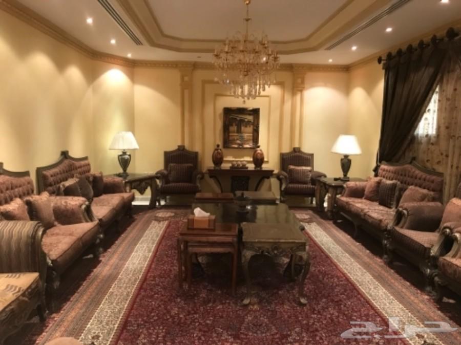 فله حي النخيل الغربي 750م للايجار