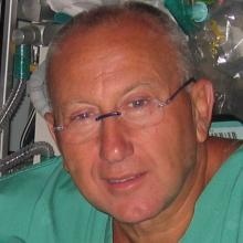 Ingrandire l'immagine: Franco Vicariotto, ginecologo Milano