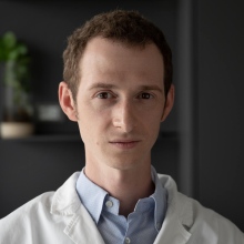 Ingrandire l'immagine: Enrico Colombo, reumatologo Mantova