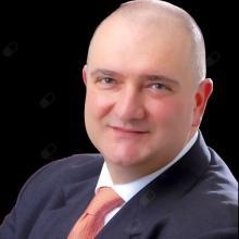 Ingrandire l'immagine: Luigino Santecchia, chirurgo plastico Roma