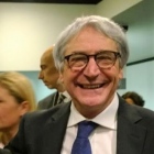 Dr. Vincenzo De Cupis