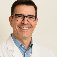 Ingrandire l'immagine: Davide Ferrari, angiologo Roma