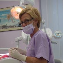 Ingrandire l'immagine: Franca Ellena, dentista Cavaglià