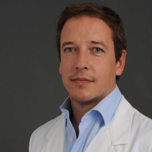 Ingrandire l'immagine: Simone Moroni, chirurgo plastico Roma