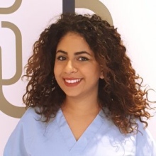 Ingrandire l'immagine: Monica Ahmed, dentista Milano
