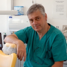 Ingrandire l'immagine: Massimo Mori, dentista Genova