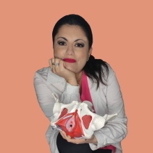 Ingrandire l'immagine: Paola Cocchiararo, ostetrica Massa