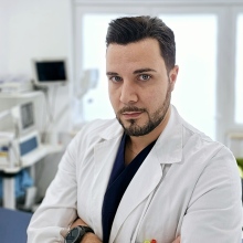 Ingrandire l'immagine: Mario Auciello, urologo Foggia