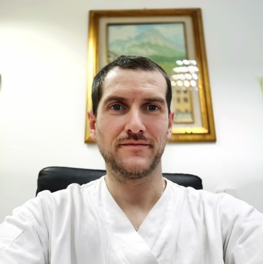 Dr. Davide Becchetti