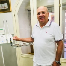 Ingrandire l'immagine: Paolo Salustri, dentista Roma