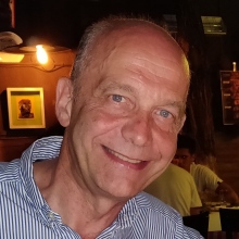 Ingrandire l'immagine: Alberto Molinatti, oculista Alba