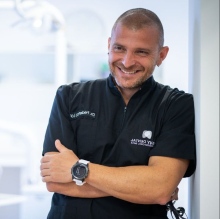 Ingrandire l'immagine: Federico Loi, dentista Cagliari