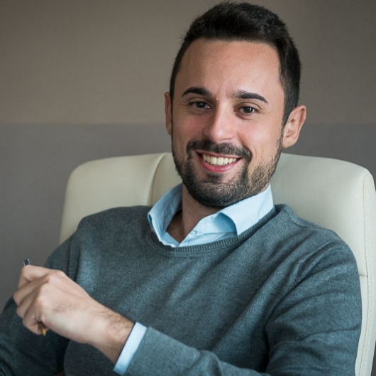 Dr. Claudio Nuzzo