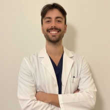 Ingrandire l'immagine: Domenico Simeoli, dermatologo Milano