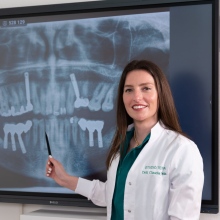 Ingrandire l'immagine: Claudia Testa, dentista Staffoli