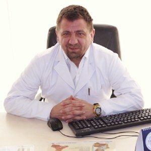 Dr. Cristian Berton