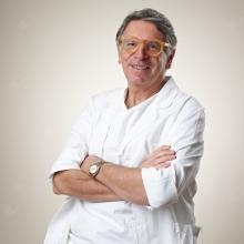 Roberto Cenzi, chirurgo plastico Vicenza