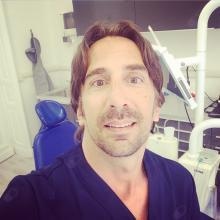 Ingrandire l'immagine: Matteo Scabbiolo, dentista Genova