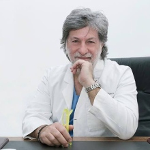 Ingrandire l'immagine: Domenico Riitano, chirurgo plastico Roma