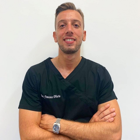 Dott. Francesco D’Auria, dentista Leggi le recensioni MioDottore.it