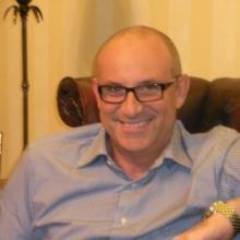 Ingrandire l'immagine: Vincenzo Cancemi, otorino Caltagirone