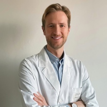 Ingrandire l'immagine: Roberto Raschetti, pediatra Milano