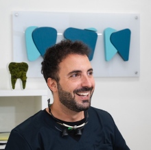 Ingrandire l'immagine: Fabrizio Sanna, dentista Nichelino