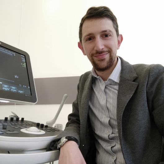 Dr. Enrico Riccio, endocrinologo, diabetologo, andrologo Prenota