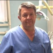 Ingrandire l'immagine: Alberto Podestà, dentista Cavaglià