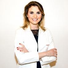 Ingrandire l'immagine: Francesca La Torre, chirurgo plastico Napoli