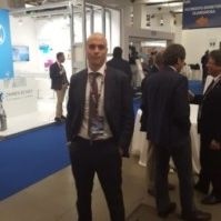 Ingrandire l'immagine: Roberto Miccolupi, dentista Portici