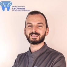 Ingrandire l'immagine: Giacomo De Simone, dentista Roma