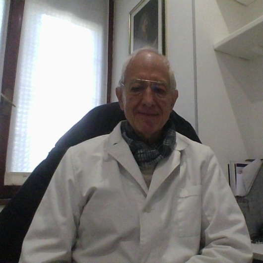 Dr. Eugenio Desole