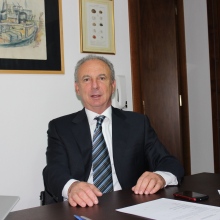 Ingrandire l'immagine: Stefano Lenzi, chirurgo estetico Pontedera