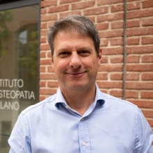 Ingrandire l'immagine: Andrea Manzotti, osteopata Milano