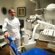 Ingrandire l'immagine: Giovanni Tiossi, dentista Prato