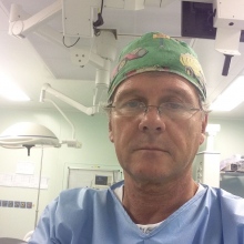 Ingrandire l'immagine: Alberto Ciapparelli, chirurgo plastico Busto Arsizio