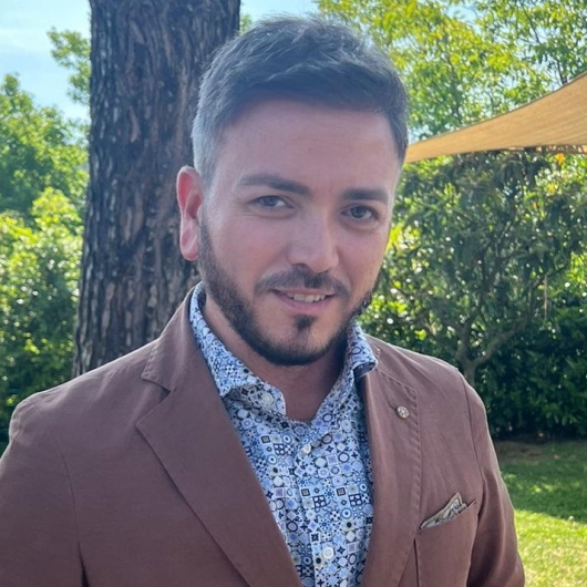Dr. Alessandro Lobello