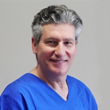 Ingrandire l'immagine: FAUSTO PERRONE, dentista Catanzaro lido