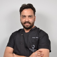 Ingrandire l'immagine: RAFFAELE CLAUDIO CAFAGNA, dentista Barletta